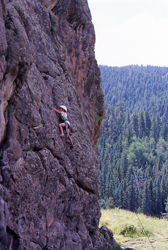 Female child climber 1B, Las Conchas, Jemez Mountains